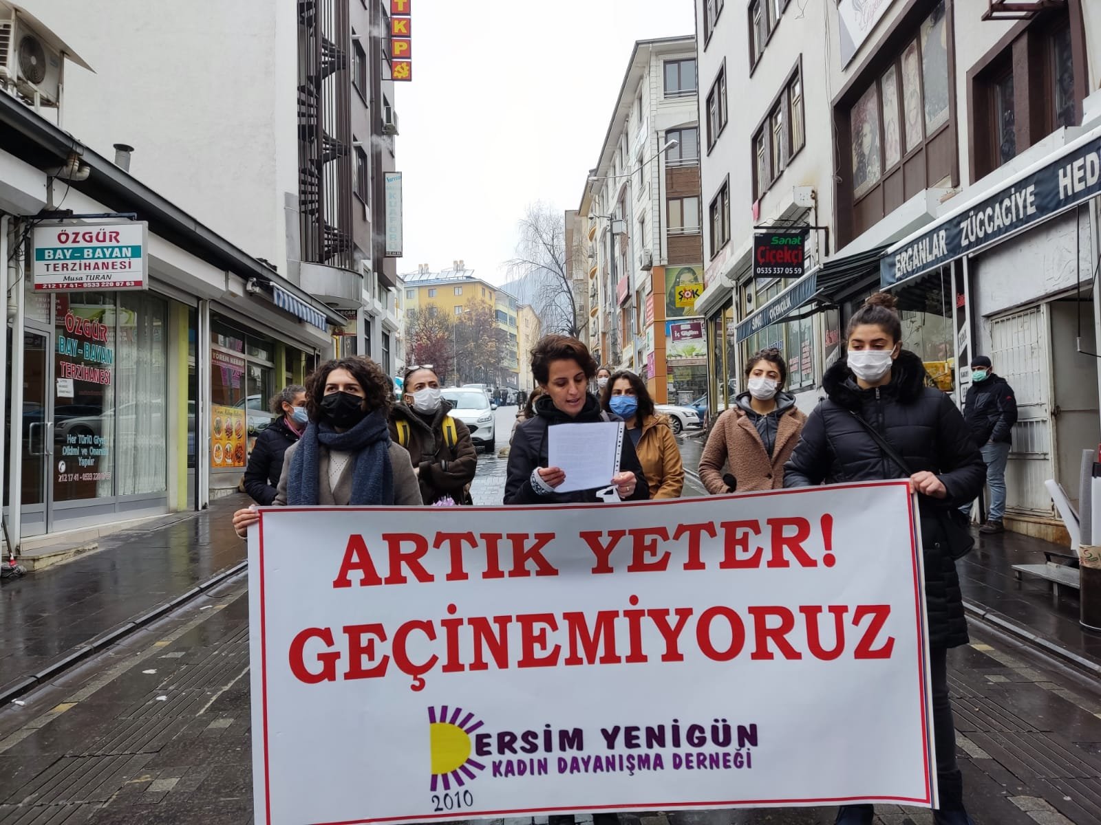 Mahallede yan yana · Ortak yaşam